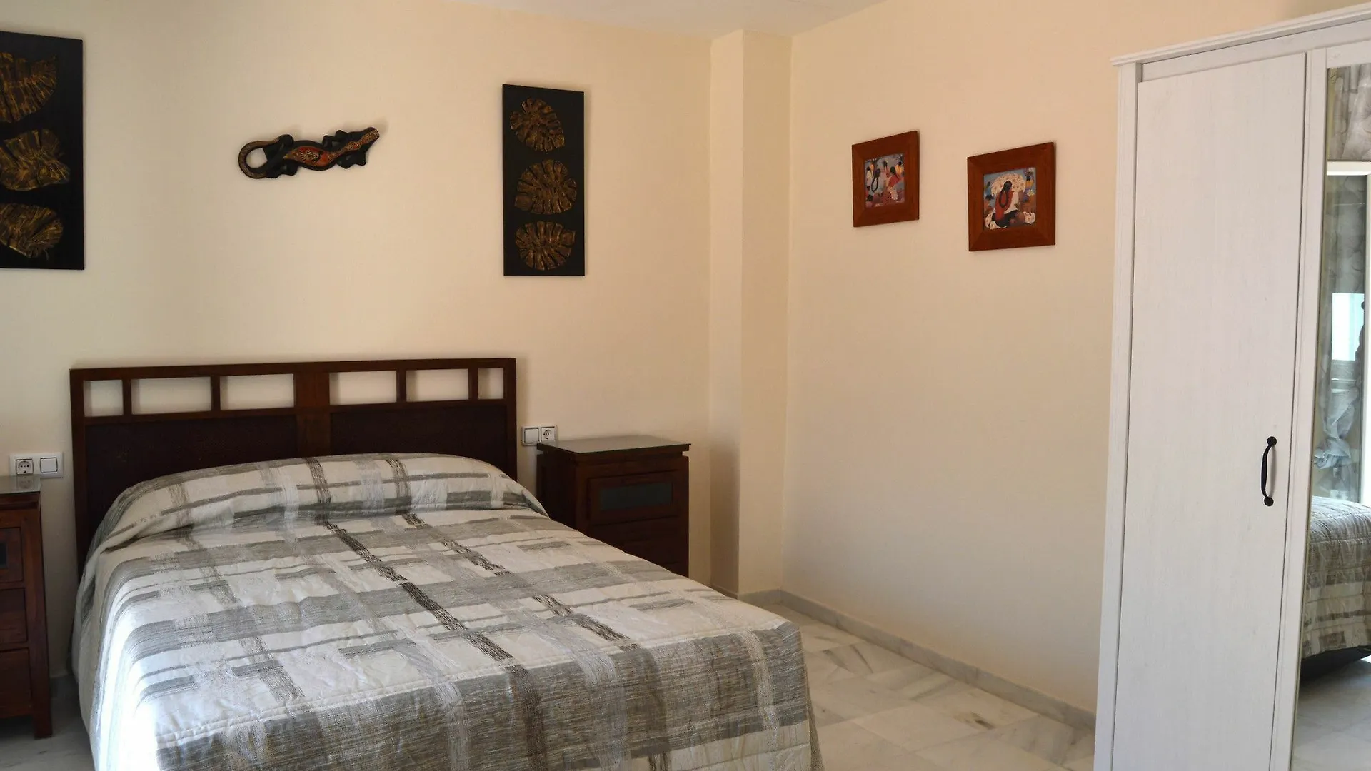 Atico 19 Dias Y Muchas Noches Apartment Cadiz Spain